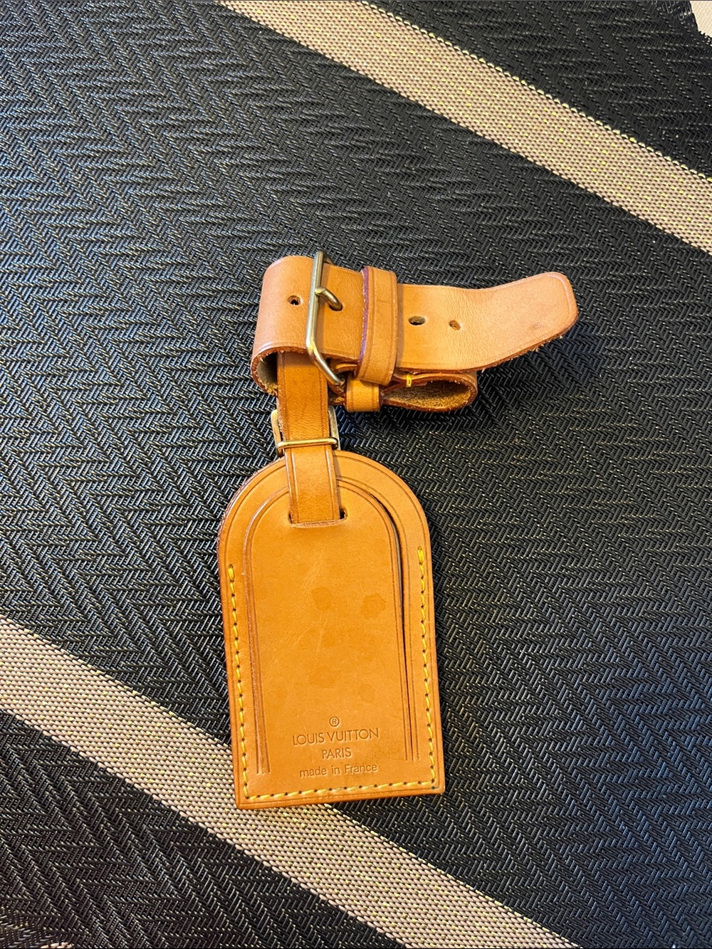 Louis Vuitton Tan Leather Luggage Tag with Strap